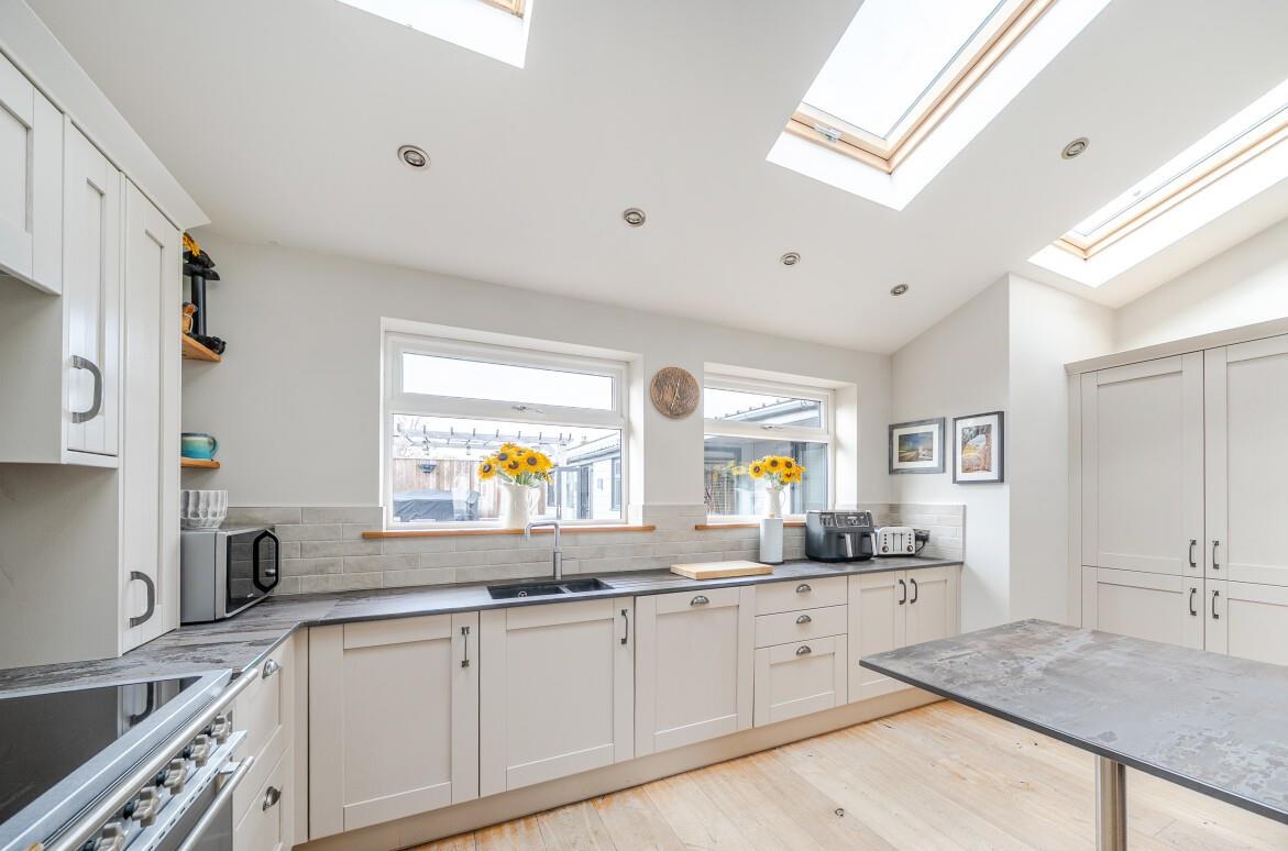 Three Cliffs Drive, Southgate, Swansea, SA3 2BN